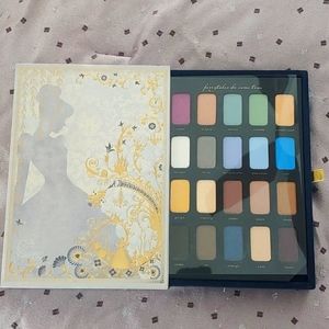 Sephora Cinderella storybook eye shadow palette